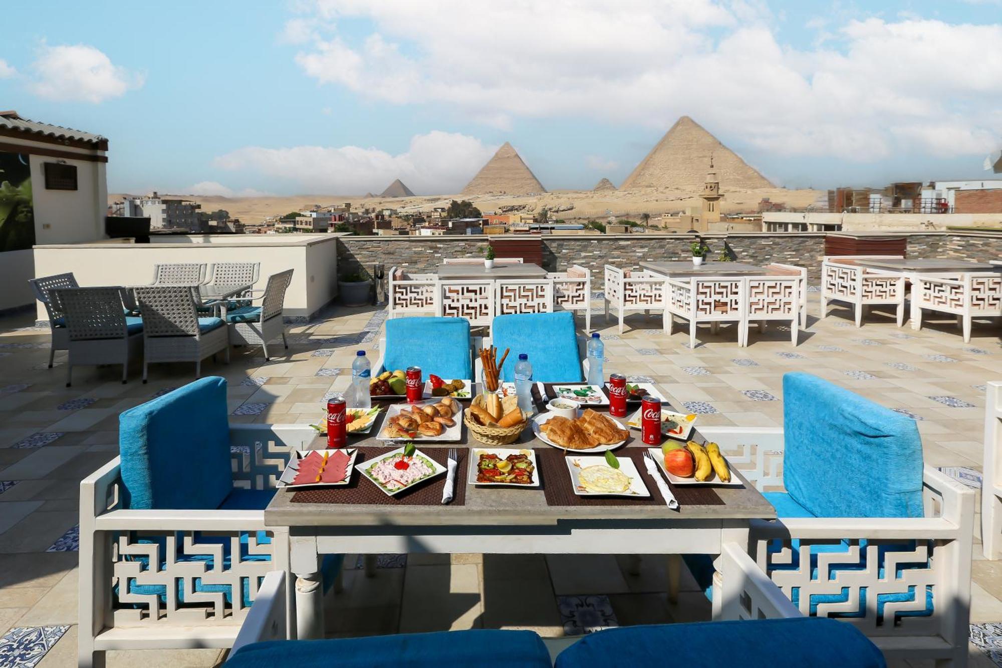 Pyramid Edge Hotel & Exclusive Pyramids View Rooftop Kafret el-Gabal 외부 사진