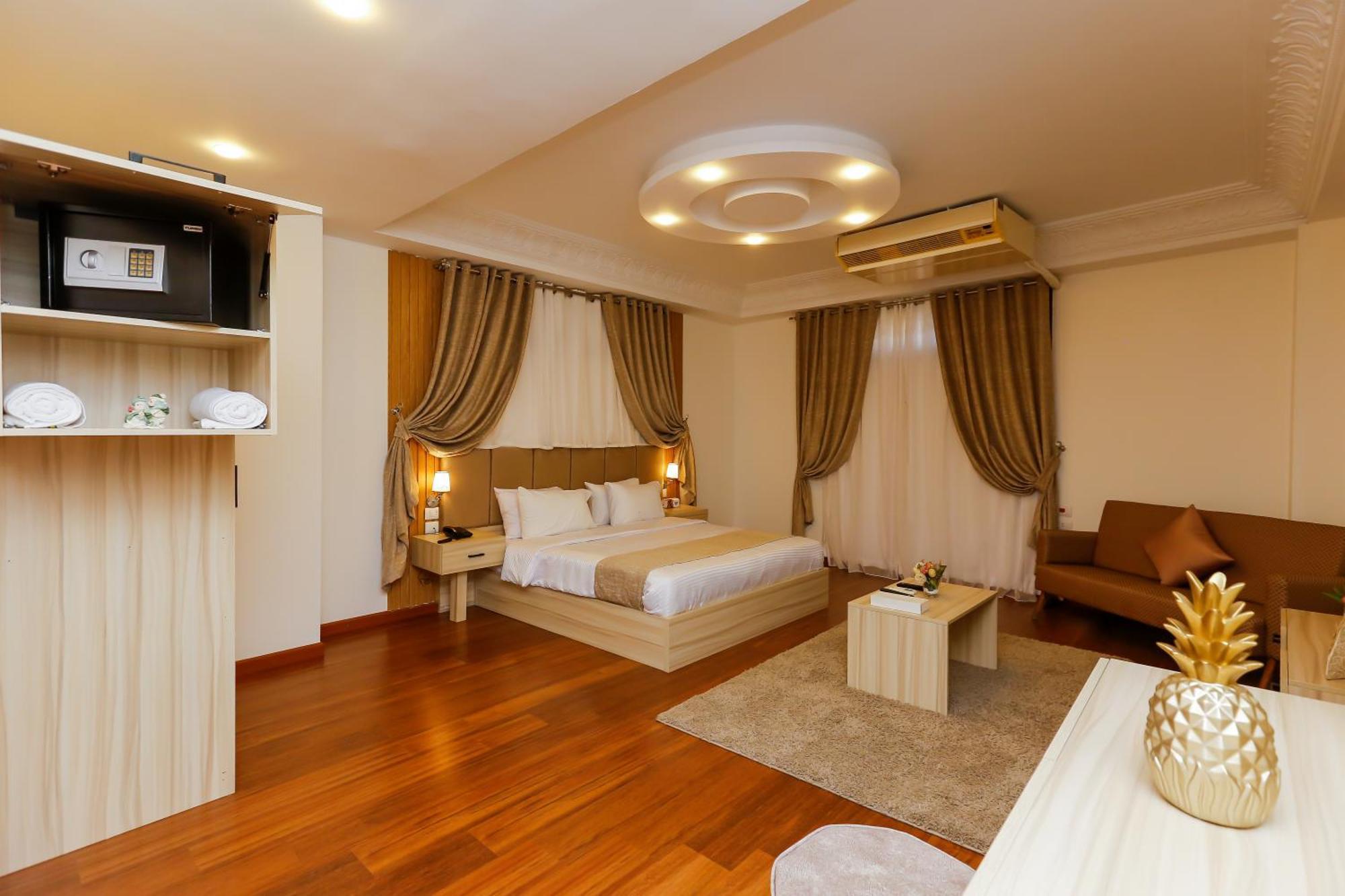 Pyramid Edge Hotel & Exclusive Pyramids View Rooftop Kafret el-Gabal 외부 사진