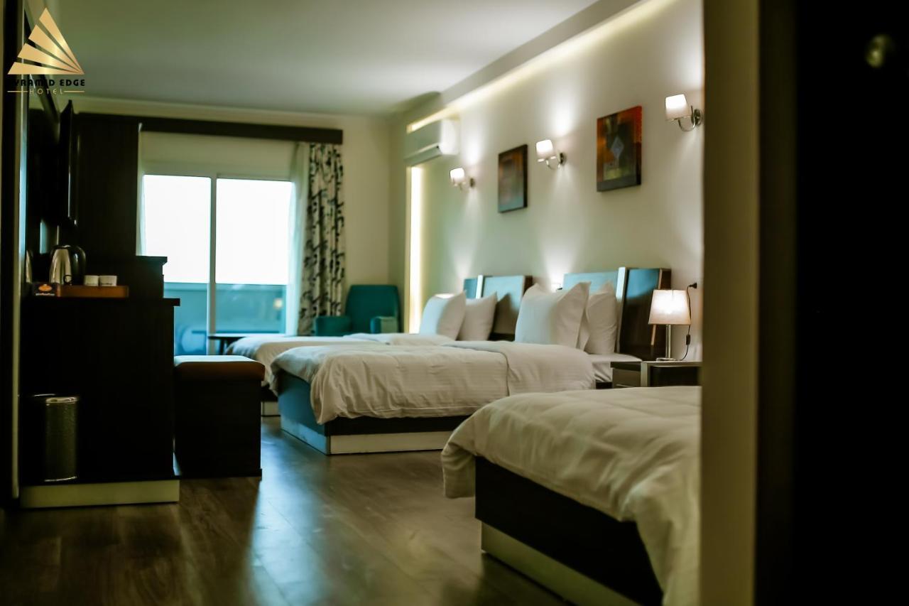 Pyramid Edge Hotel & Exclusive Pyramids View Rooftop Kafret el-Gabal 외부 사진